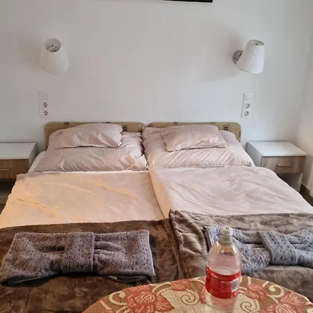 Csaladi Haz Apartamento